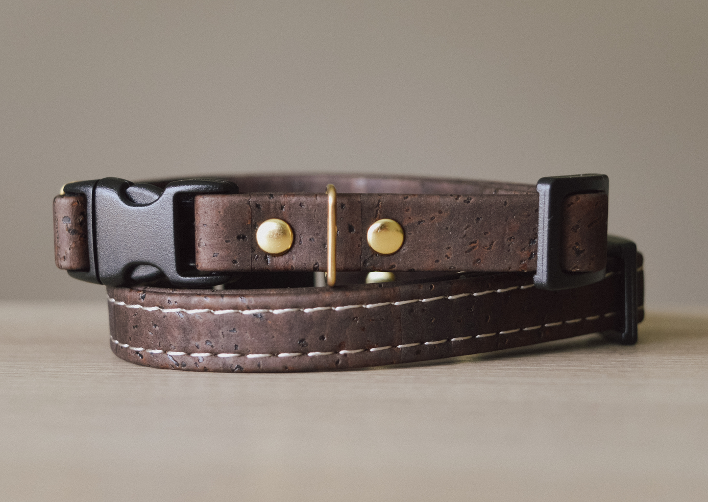 Cork Leather Cat Collar, Image of Jensons Breakaway Cat Collar in Cocoa.